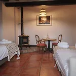 Casa 'ohana Bed & Breakfast