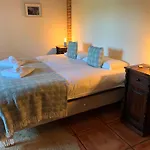 Casa 'ohana Bed & Breakfast